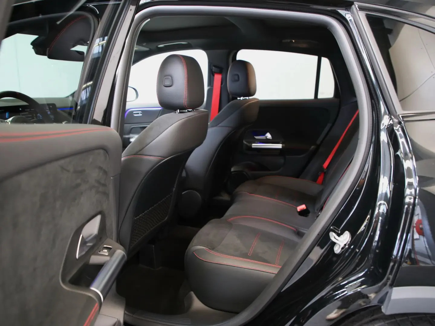 GLA 45 AMG S 4M+ Pano*AHK*Multibeam*Totwinkel*++