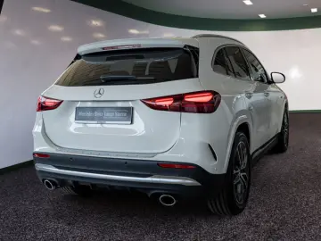 GLA 35 AMG 4M Premium LED Pano Navi SHD Kamera K