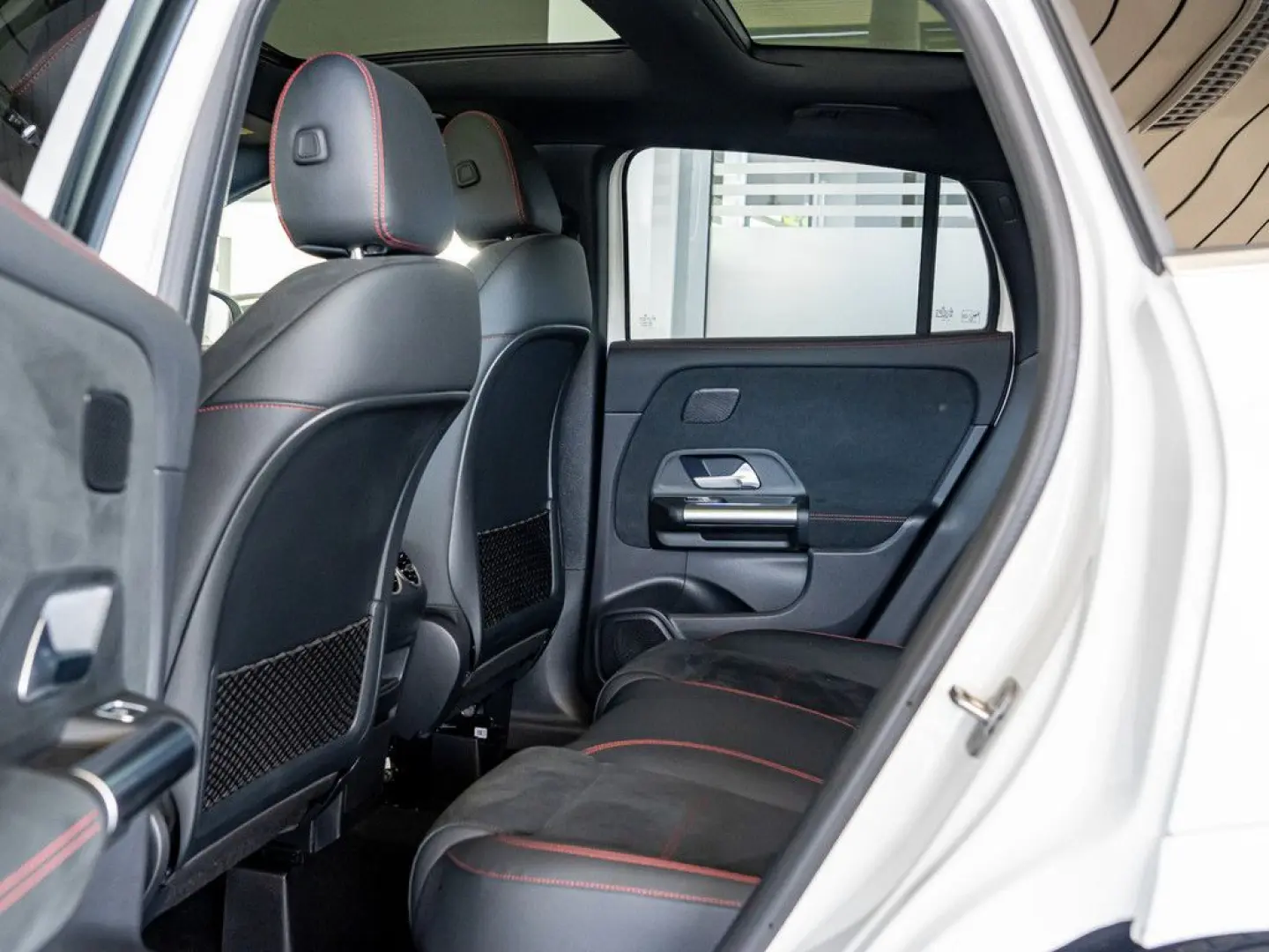 GLA 35 AMG 4M Premium LED Pano Navi SHD Kamera K