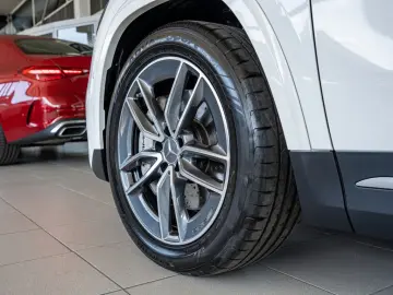 GLA 35 AMG 4M Premium LED Pano Navi SHD Kamera K