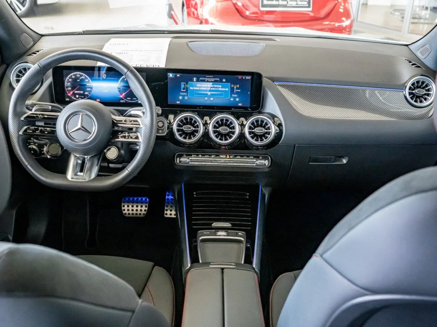 GLA 35 AMG 4M Premium LED Pano Navi SHD Kamera K