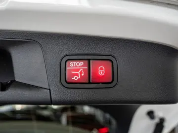 GLA 35 AMG 4M Premium LED Pano Navi SHD Kamera K