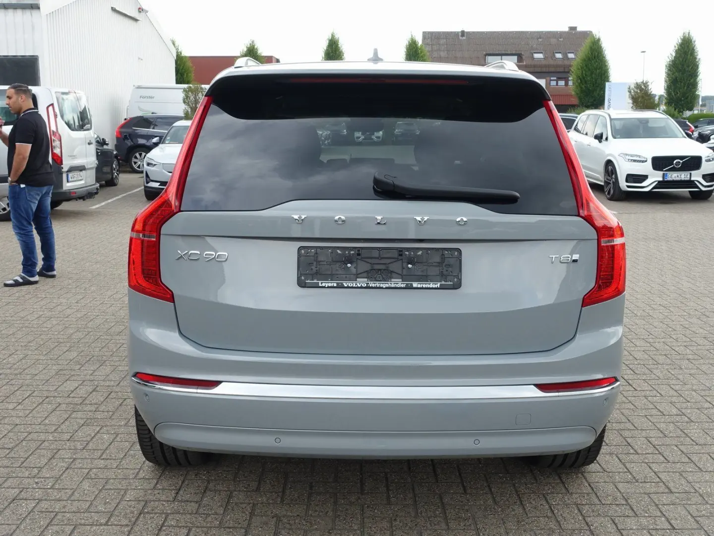 XC90 Plus Bright T8 AWD HUD/B&W/FOUR-C/AHK/360