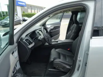 XC90 Plus Bright T8 AWD HUD/B&W/FOUR-C/AHK/360