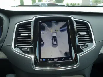 XC90 Plus Bright T8 AWD HUD/B&W/FOUR-C/AHK/360