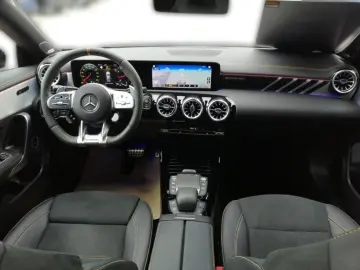 AMG CLA 45 S 4M+ C Pano*Drivers*FAP*Aero*Burm*AR