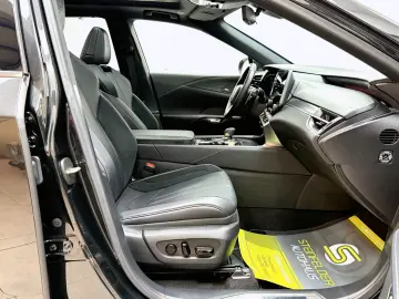 RX 500 h DIRECT4 F SPORT+ / PANORAMA