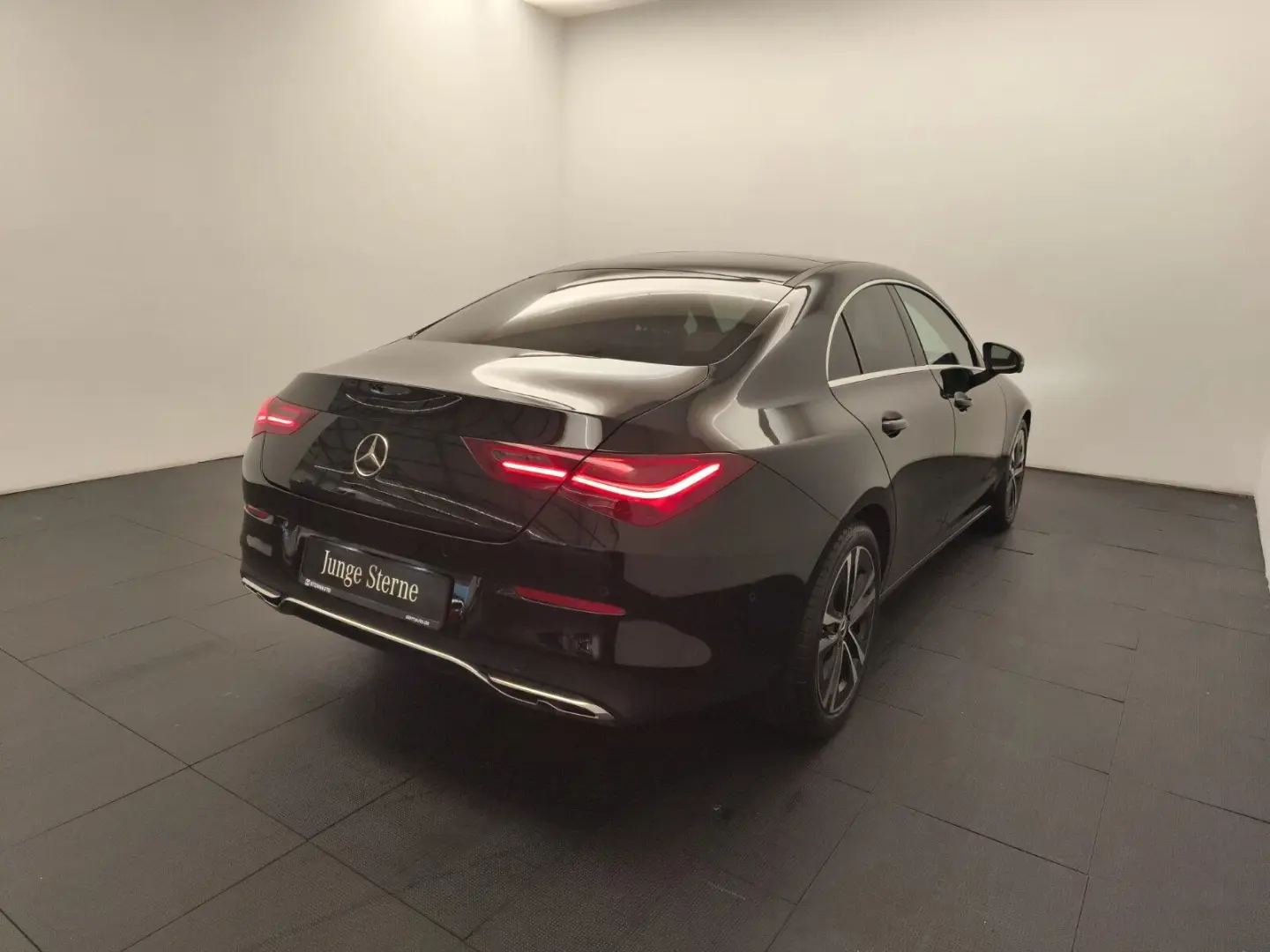 CLA 180 Coupé Progressive Advanced Pano 360°Cam