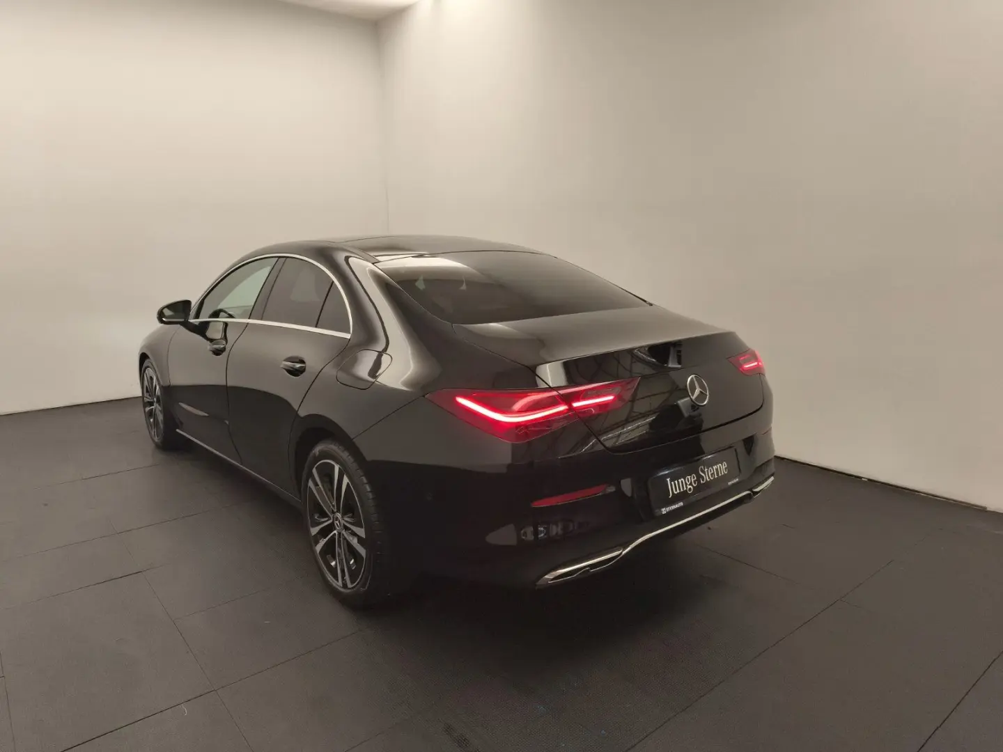 CLA 180 Coupé Progressive Advanced Pano 360°Cam