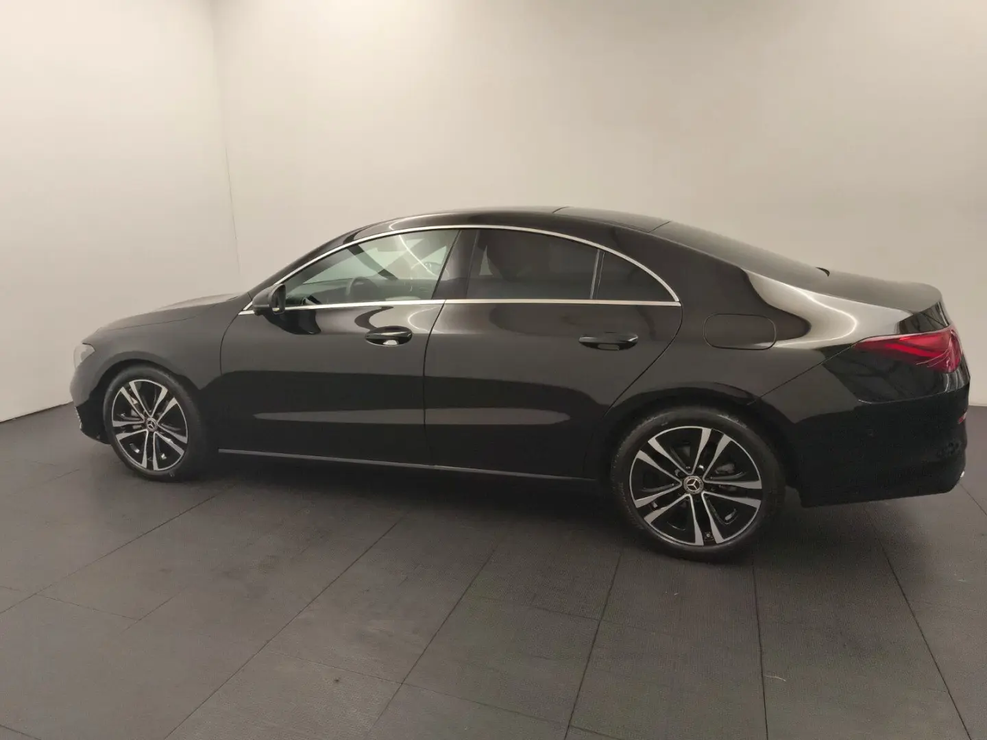 CLA 180 Coupé Progressive Advanced Pano 360°Cam