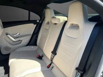 CLA 250 e PROGRESSIVE+NIGHT+MBEAM+KAM+AMBI+KEYLE