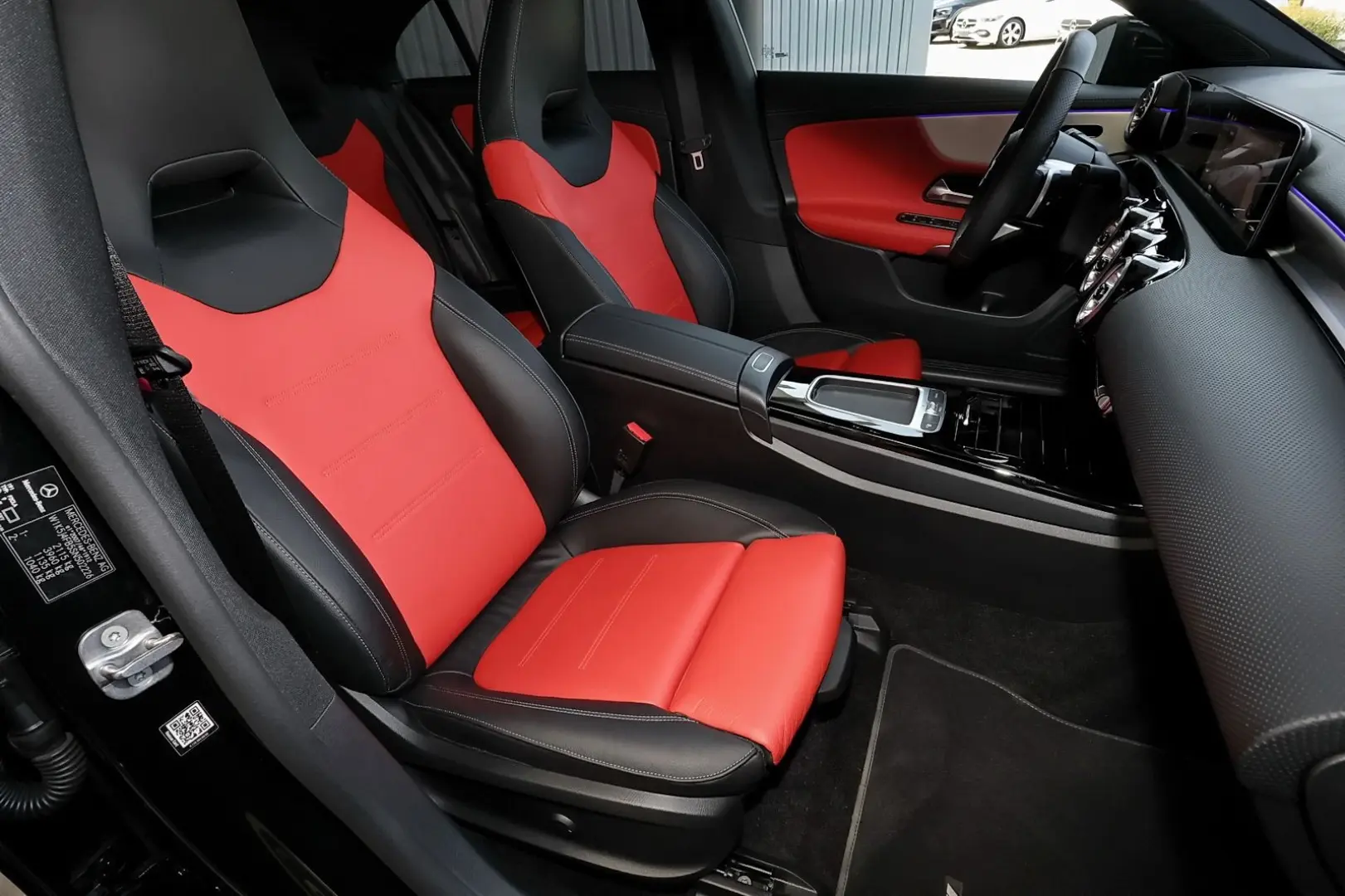CLA 220 4M Coupé AMG PANORAMA+DISTRONIC+MEMORY