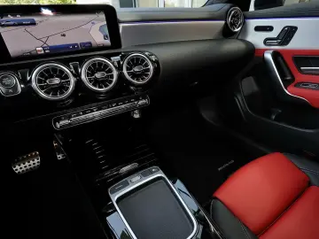 CLA 220 4M Coupé AMG PANORAMA+DISTRONIC+MEMORY