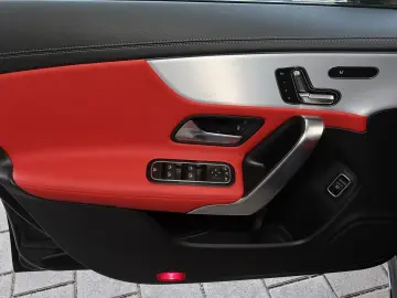 CLA 220 4M Coupé AMG PANORAMA+DISTRONIC+MEMORY