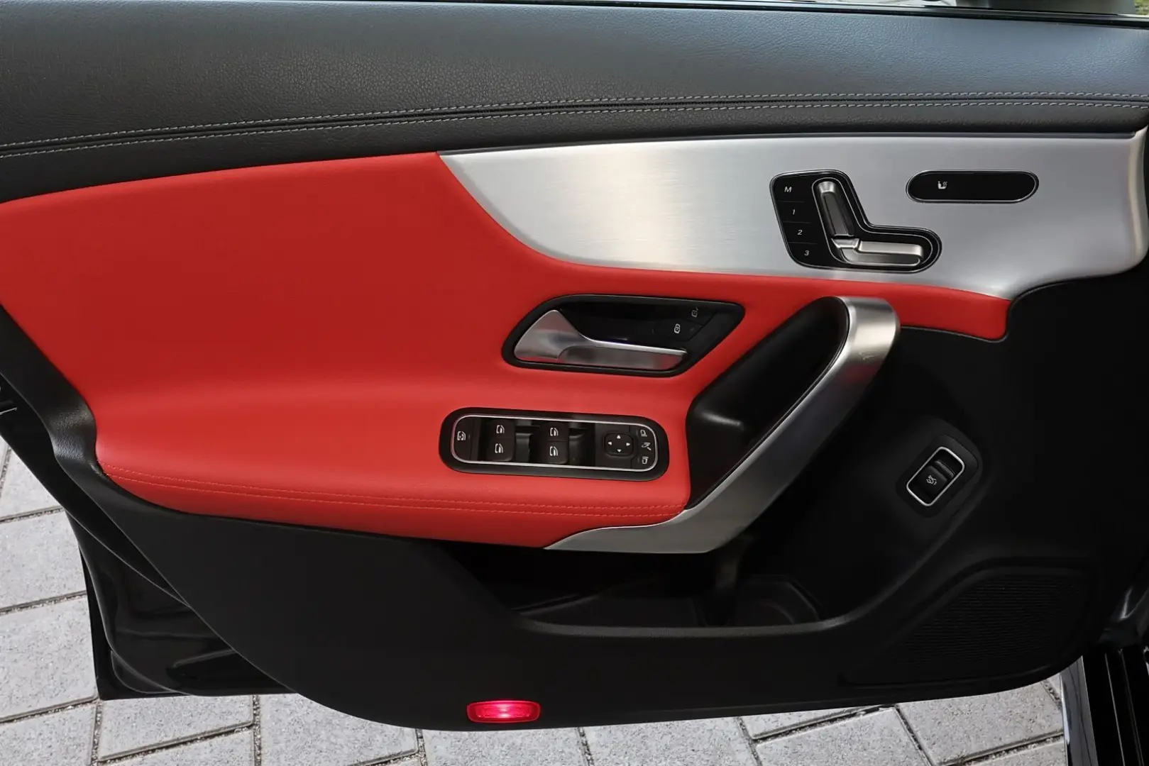 CLA 220 4M Coupé AMG PANORAMA+DISTRONIC+MEMORY