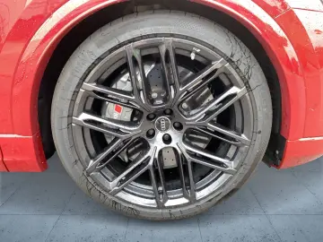 RS Q8 SUV performance RS Q8 SUV performance 471(
