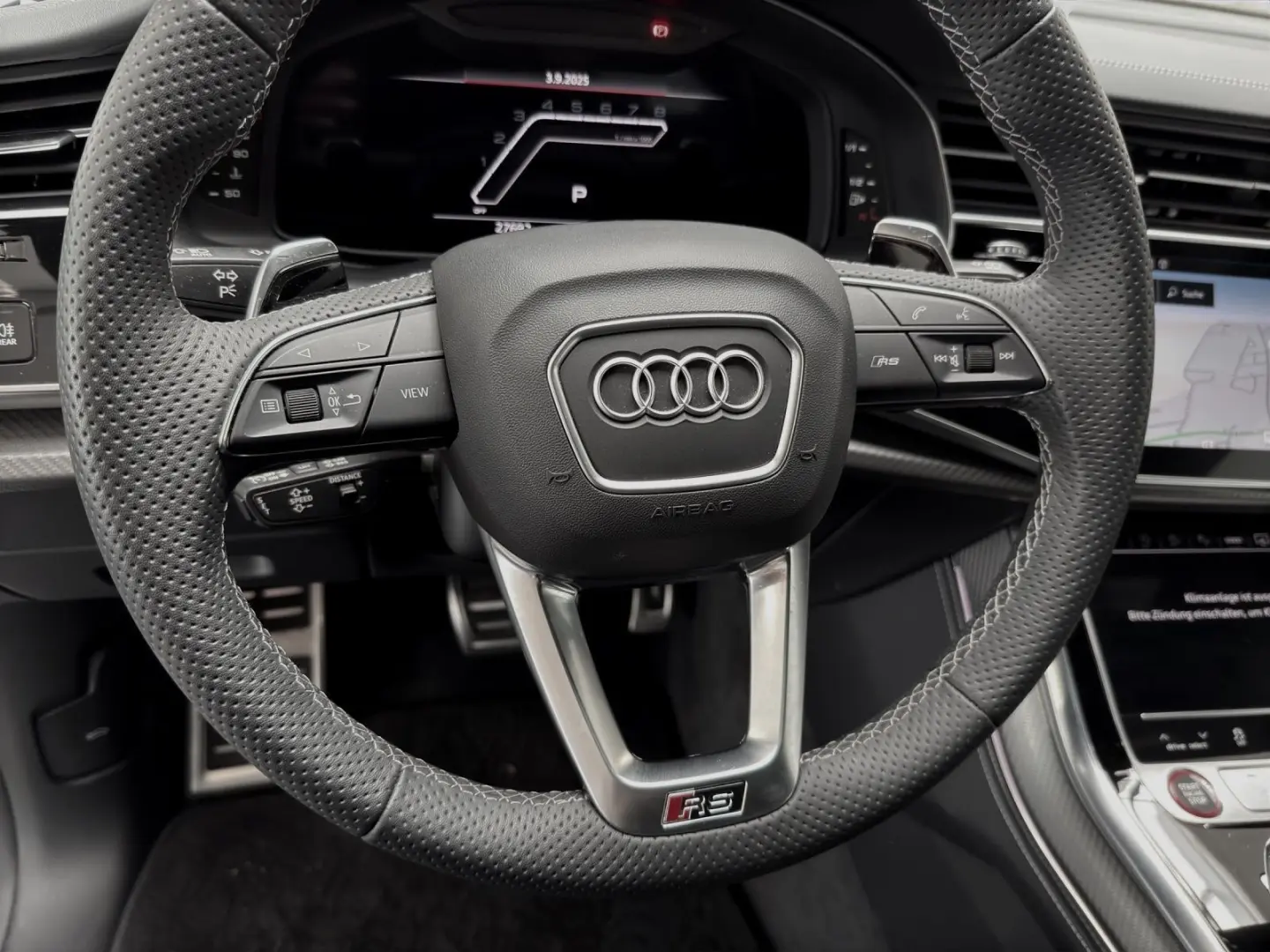 RSQ8 TFSI Q UPE164 LM23 SPORTSITZE+ PANO ST.HEIZ