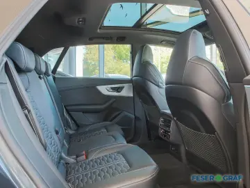 RSQ8 AHK B&O Keramik Matrix Pano 305 km/h