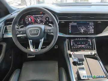 RSQ8 AHK B&O Keramik Matrix Pano 305 km/h
