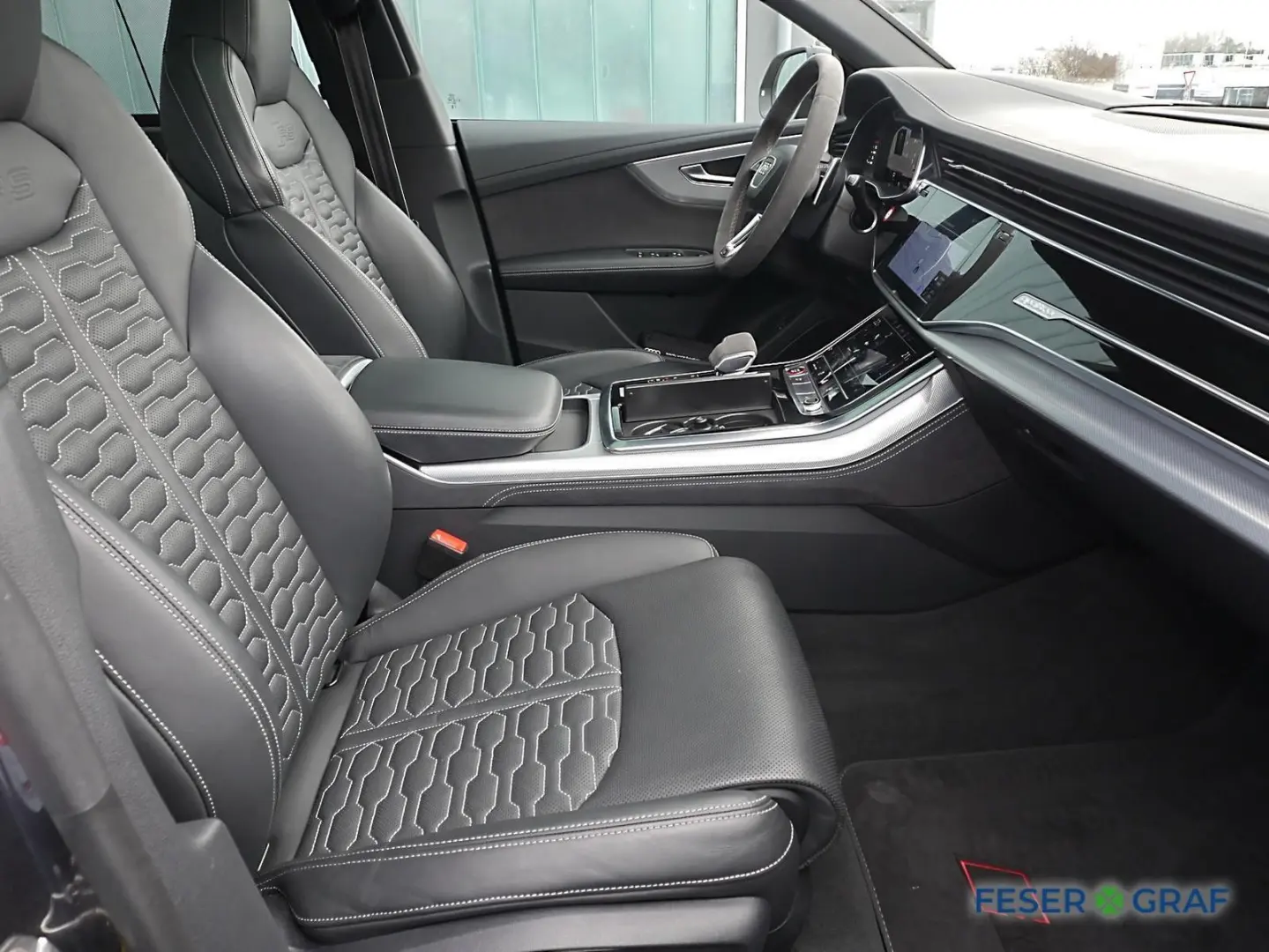 RSQ8 AHK B&O Keramik Matrix Pano 305 km/h