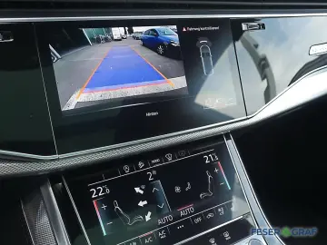 RSQ8 AHK B&O Keramik Matrix Pano 305 km/h