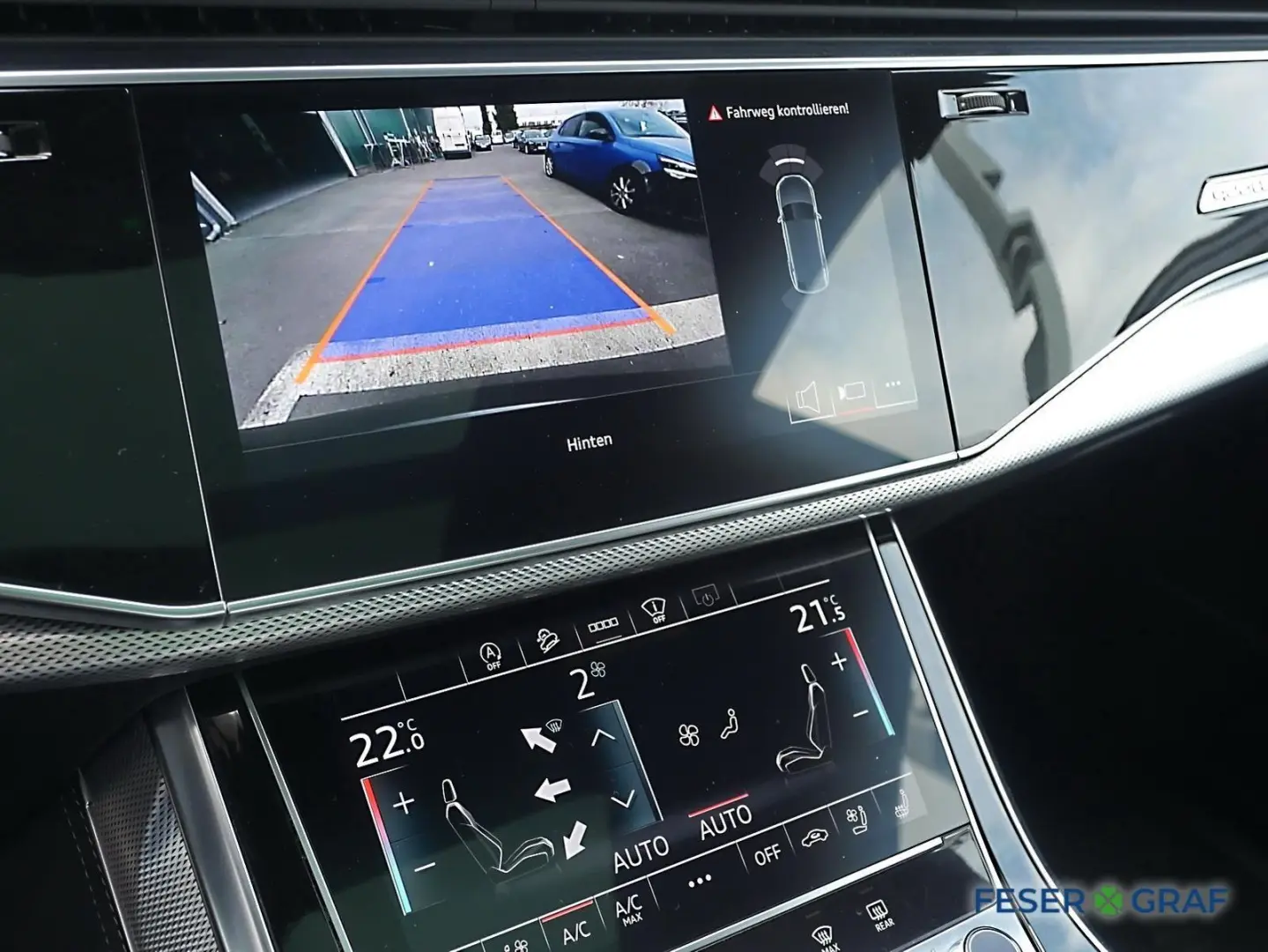 RSQ8 AHK B&O Keramik Matrix Pano 305 km/h