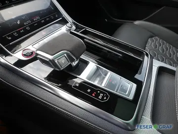 RSQ8 AHK B&O Keramik Matrix Pano 305 km/h
