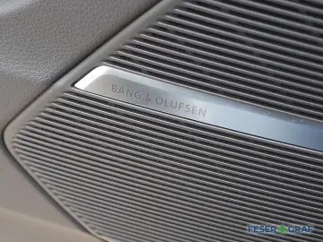 RSQ8 AHK B&O Keramik Matrix Pano 305 km/h