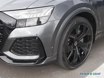 RSQ8 AHK B&O Keramik Matrix Pano 305 km/h
