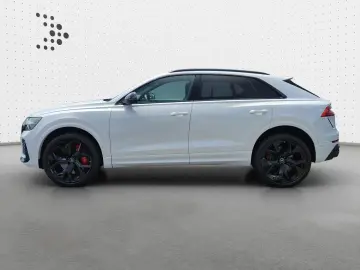 RS Q8 4.0 TFSI quattro*Navi*Matrix*HUD*B&O*AHK*P