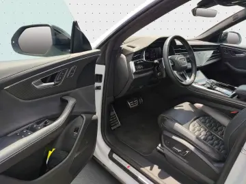 RS Q8 4.0 TFSI quattro*Navi*Matrix*HUD*B&O*AHK*P