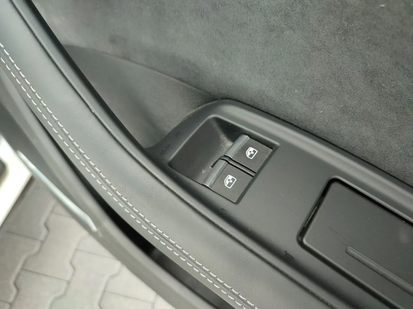 RS Q8 4.0 TFSI quattro*Navi*Matrix*HUD*B&O*AHK*P