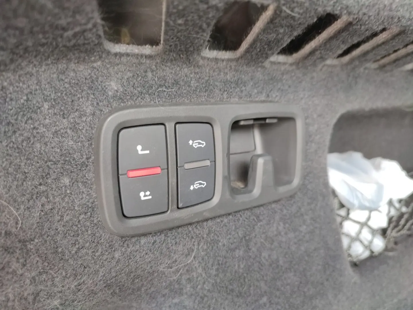 RS Q8 4.0 TFSI quattro*Navi*Matrix*HUD*B&O*AHK*P