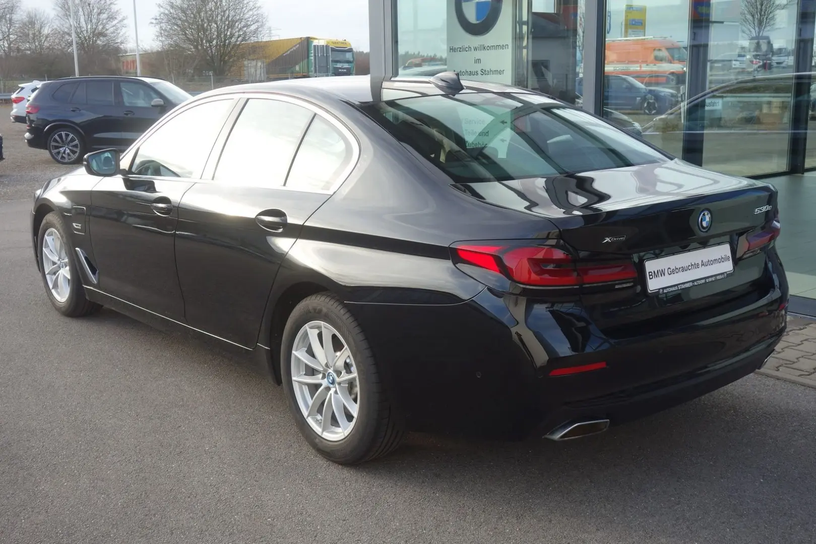 530e xDrive Lim Leder,HeadUp,Navi-Prof.,Laserlic
