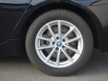530e xDrive Lim Leder,HeadUp,Navi-Prof.,Laserlic