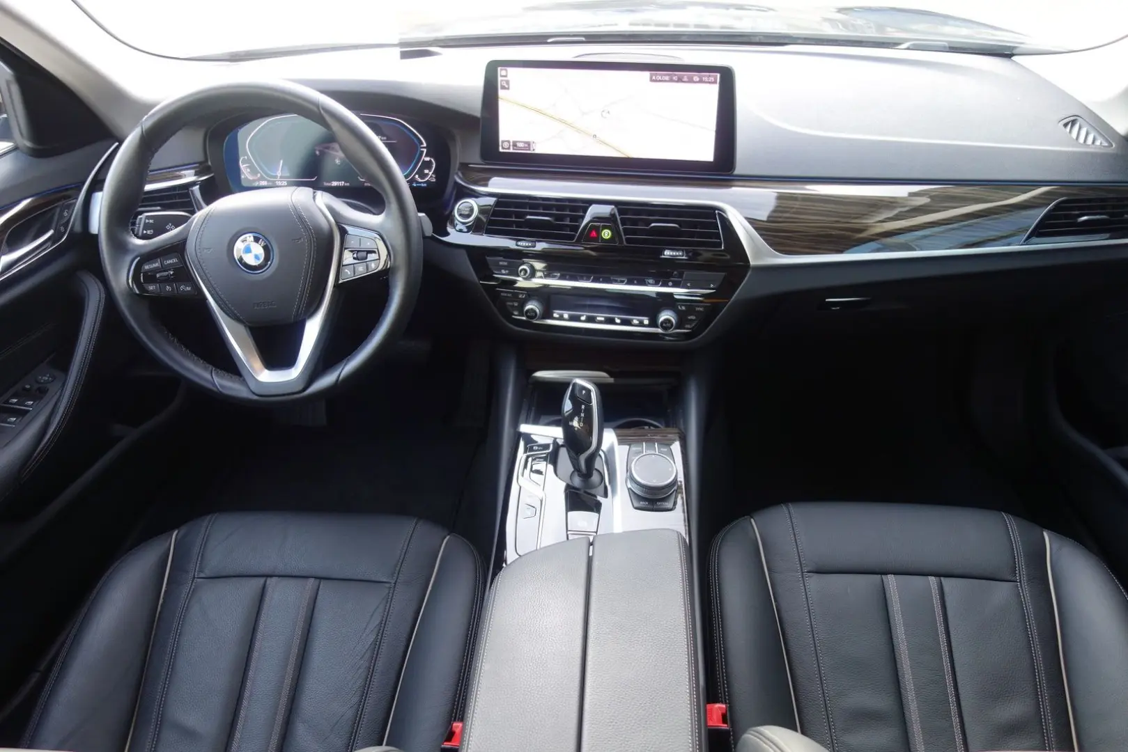 530e xDrive Lim Leder,HeadUp,Navi-Prof.,Laserlic