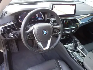 530e xDrive Lim Leder,HeadUp,Navi-Prof.,Laserlic