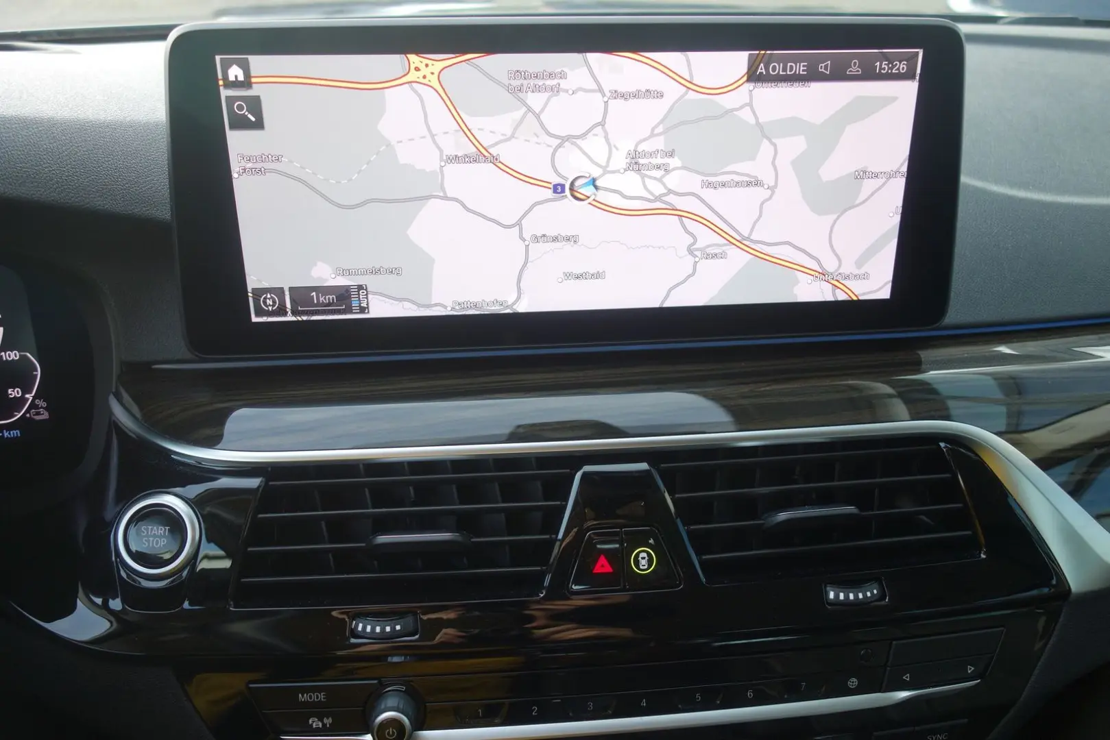 530e xDrive Lim Leder,HeadUp,Navi-Prof.,Laserlic