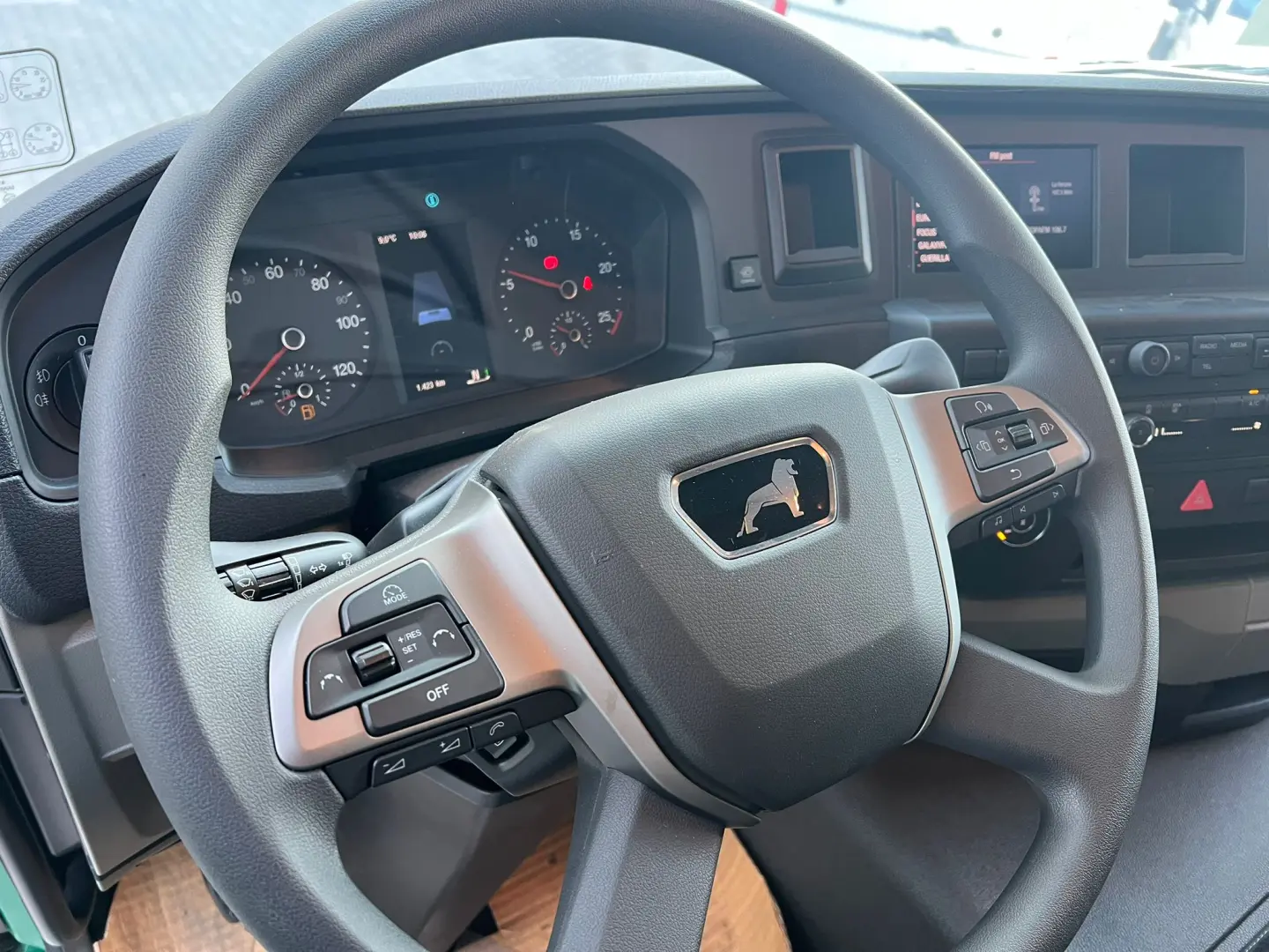 Man 6x6 cu Mcara forestiera Krpan