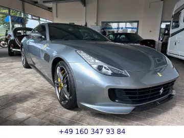 Ferrari GTC4Lusso Panorama