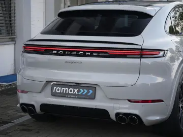 Cayenne E-Hybrid Coupé SPORTDESIGN-PDISPLAY-VOLL