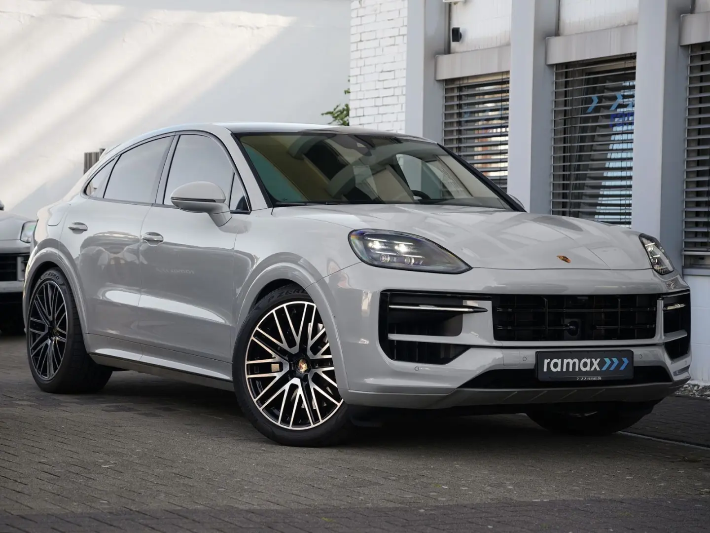 Cayenne S E-Hybrid Coupé SPORTDESIGN-PDCC-VOLL!!
