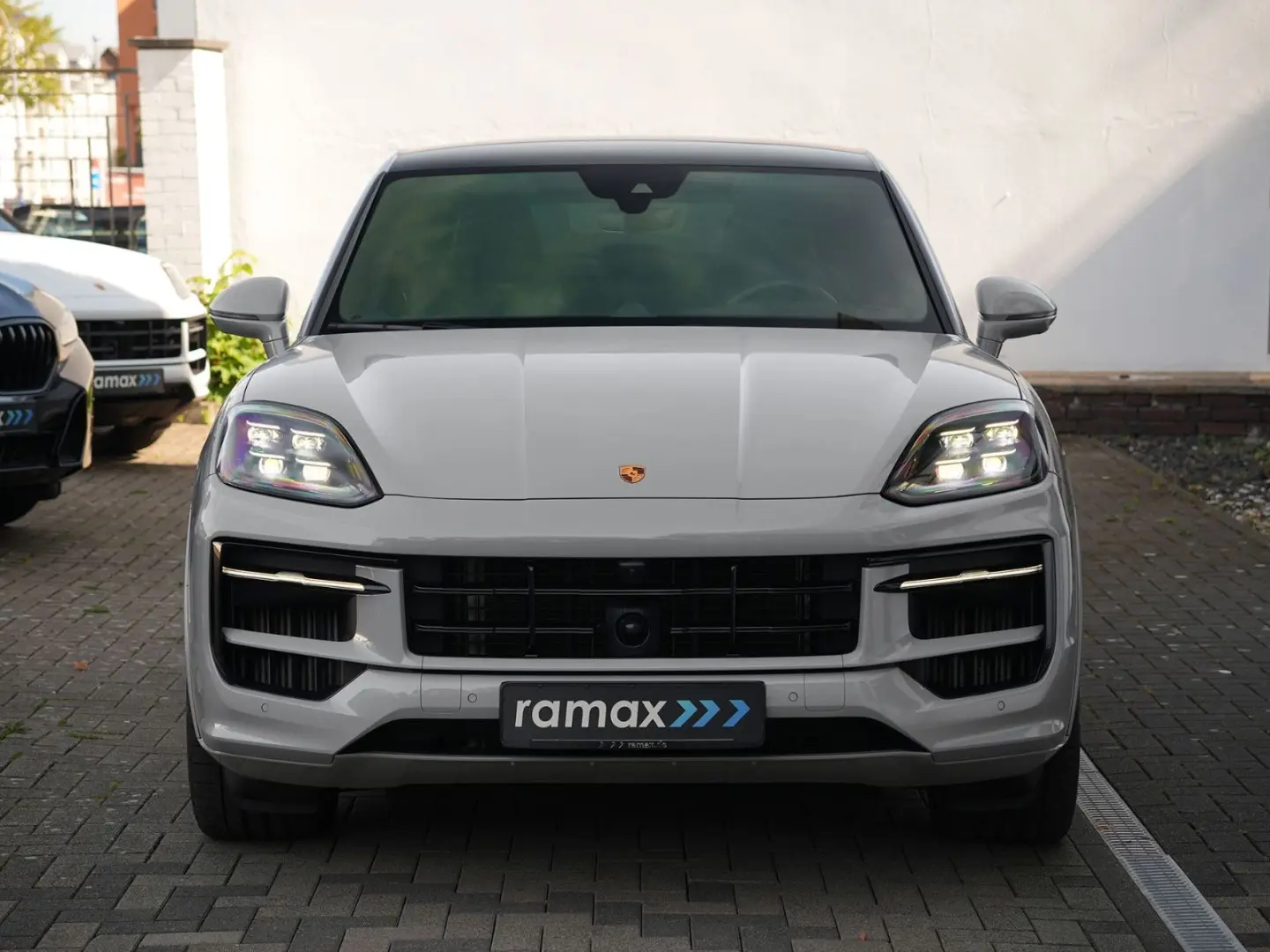 Cayenne S E-Hybrid Coupé SPORTDESIGN-PDCC-VOLL!!