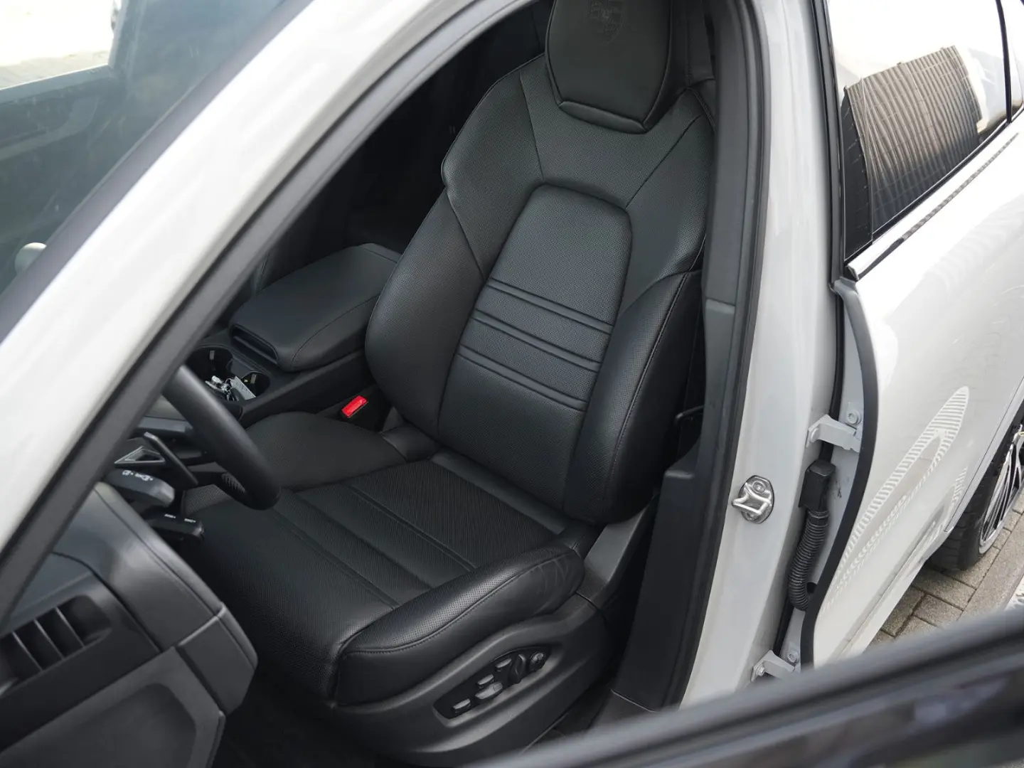 Cayenne S E-Hybrid Coupé SPORTDESIGN-PDCC-VOLL!!