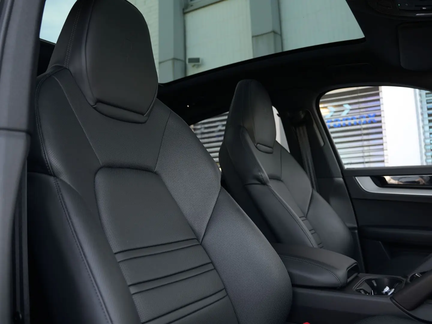 Cayenne S E-Hybrid Coupé SPORTDESIGN-PDCC-VOLL!!