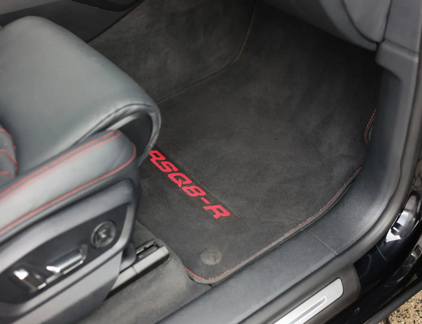 RSQ8 4.0 TFSI quattro | ABT - Dynamic - Voll!
