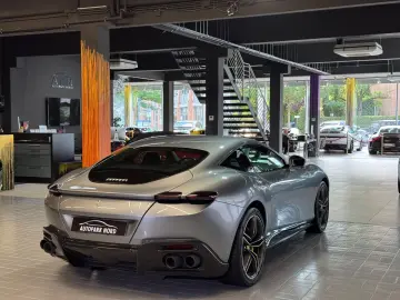 Roma 3.9 V8 DCT MATRIX LED~CARBON~ADAS~360~HiFi
