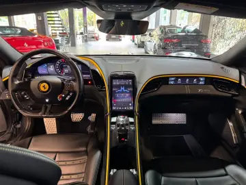 Roma 3.9 V8 DCT MATRIX LED~CARBON~ADAS~360~HiFi