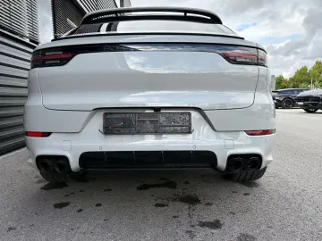 Cayenne Coupe Platinum Edition-Sportdesign-1Hand