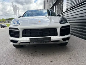 Cayenne Coupe Platinum Edition-Sportdesign-1Hand